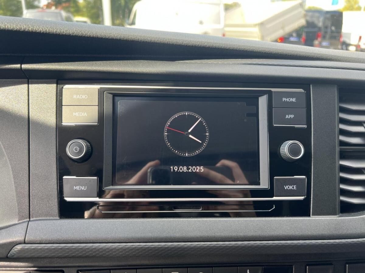 Volkswagen Transporter Kasten KLIMA+PDC-hinten+SHZ+DAB-RADIO