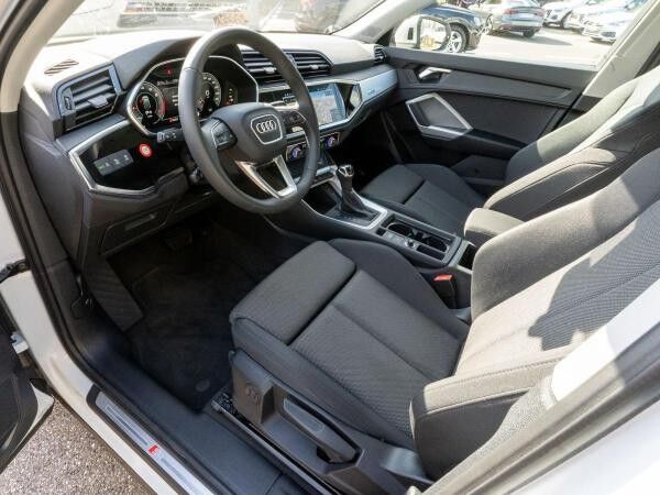 Audi Q3 Sportback S line 35TFSI Navi LED AHK ACC SHZ // SOFORT VERFÜGBAR!!!