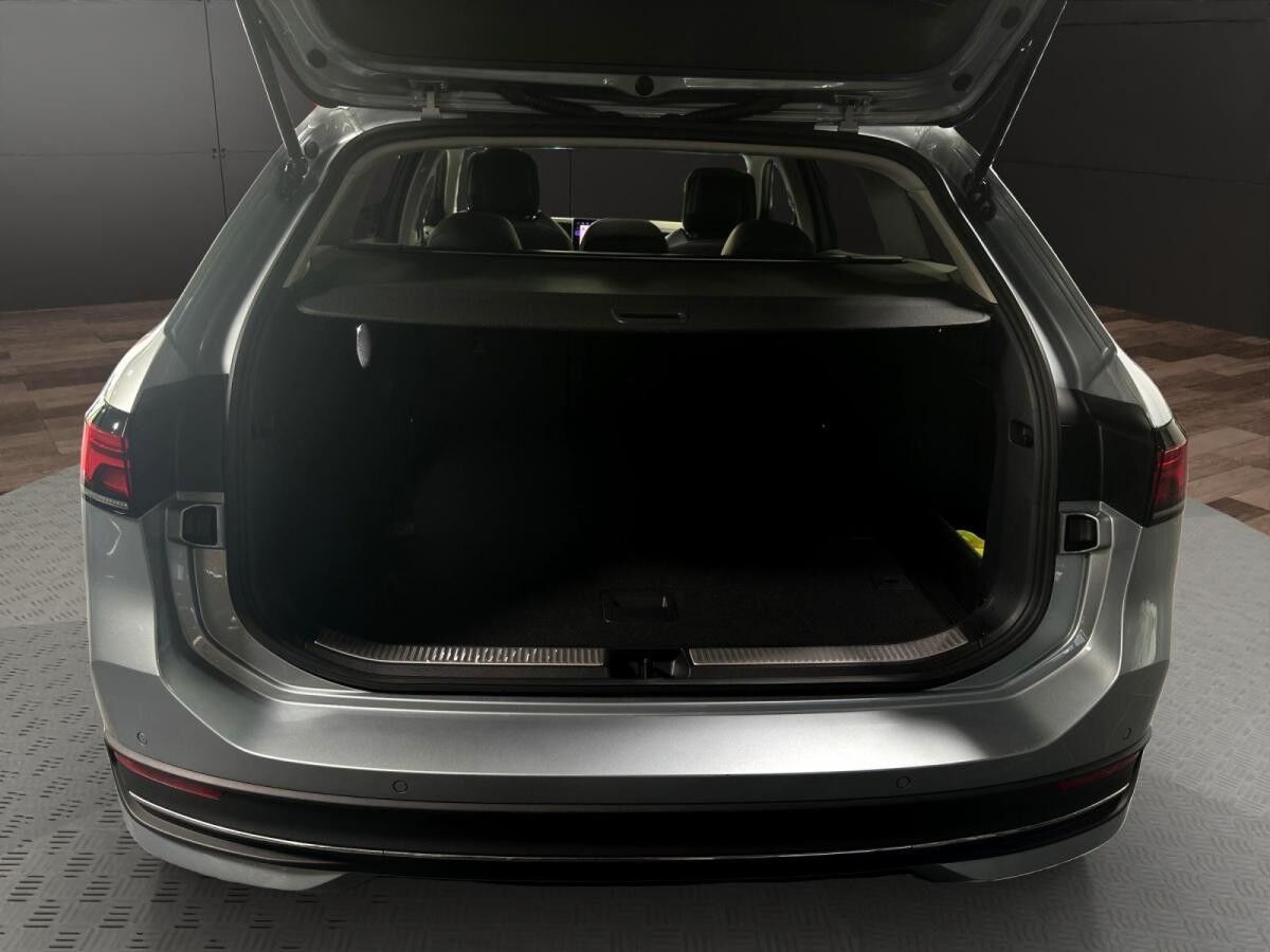 Volkswagen Passat Variant Business 2.0 TD*DCC*AreaViewI*DSG Volkswagen Passat Variant Business 2.0 TD*DCC*AreaViewI*DSG