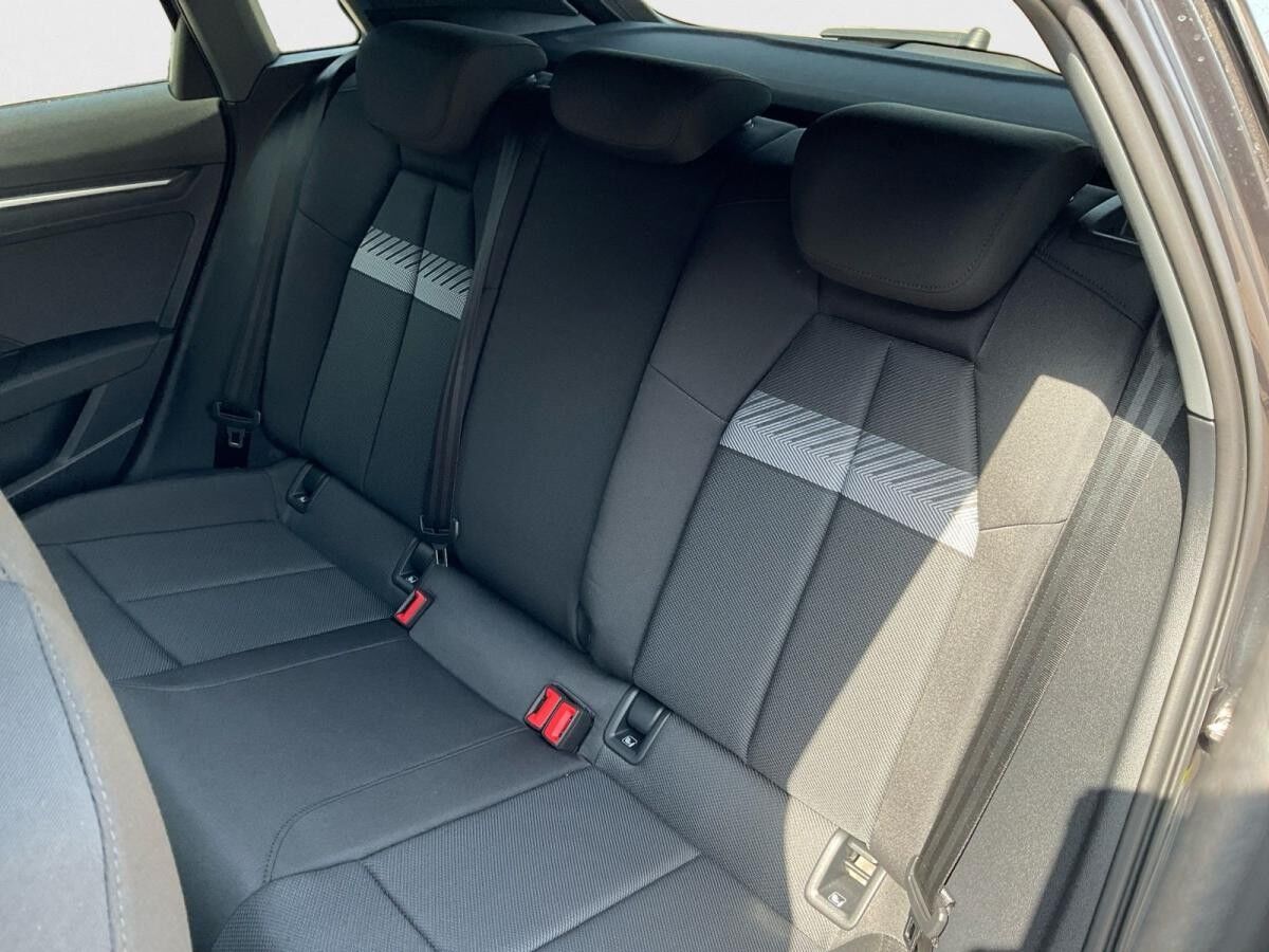 Audi A3 Sportback 35 TFSI Advanced AHK LED Privacy