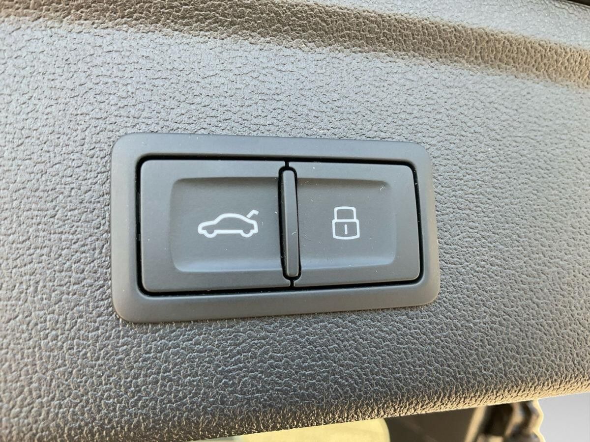 Audi A3 Sportback 35 TFSI Advanced AHK LED Privacy