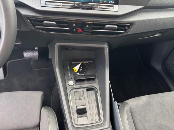 Volkswagen Caddy Maxi Edition 1,5TSI DSG NAVI AGR PANO KEYLESS