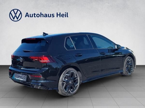 Volkswagen Golf VIII R-Line 1.5 eTSI DSG *BlackStyle*AHK*