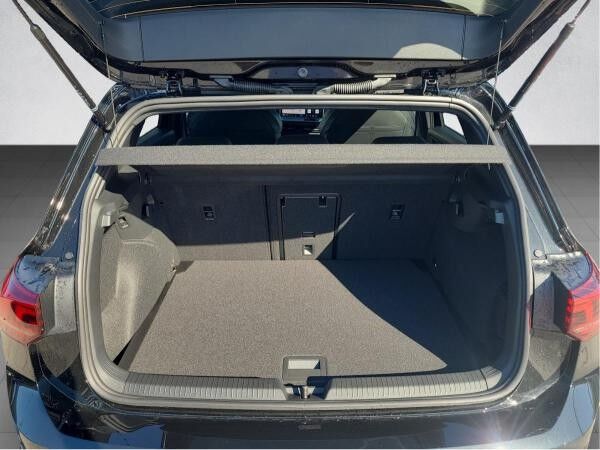 Volkswagen Golf VIII R-Line 1.5 eTSI DSG *BlackStyle*AHK*