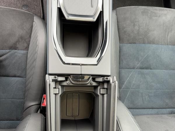 Renault Rafale E-TECH HYPRID 200 ESPRIT ALPINE UPE:56.00