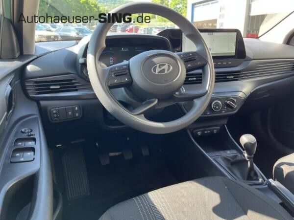 Hyundai i20 Kamera Navi Apple CarPlay Spurhalte