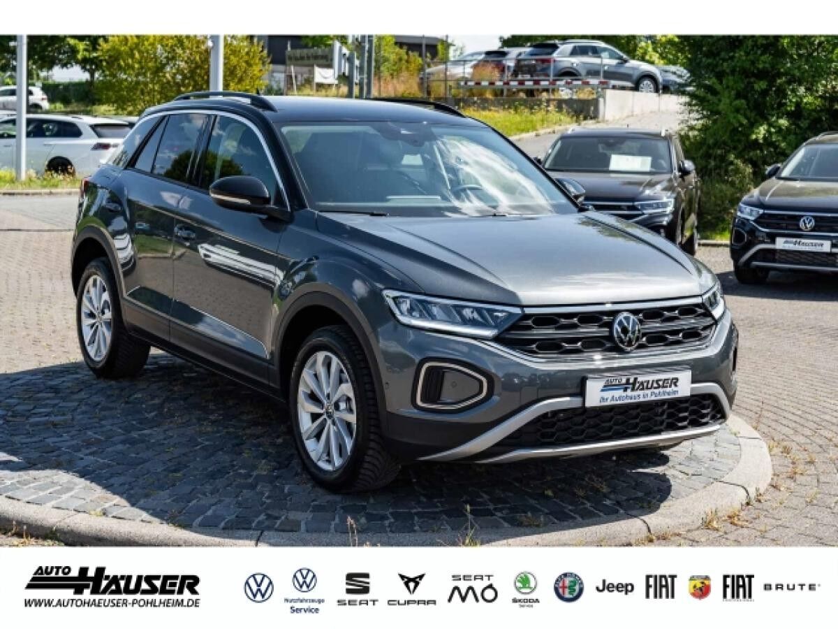 Volkswagen T-Roc Life 1.5 TSI DSG NAVI KAMERA PARK ACC LED APP-CONNECT SITZHZG