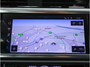 Audi Q3 S line 45 TFSI quattro Navi Standhzg. ACC Matrix