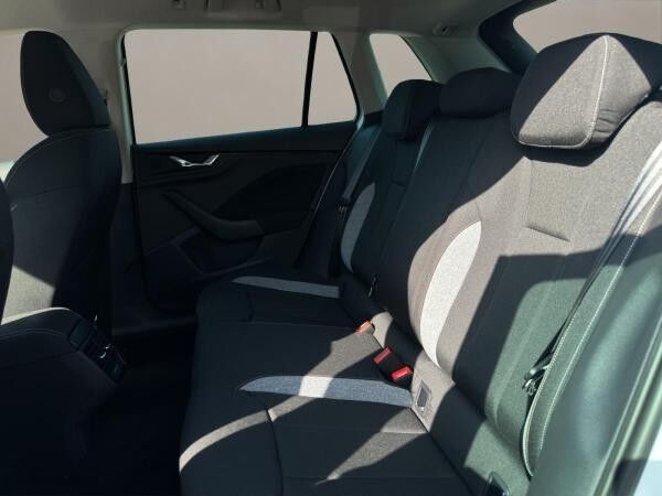 Skoda Kamiq SOFORT VERFÜGBAR! Tour Virtual LED PDC SpurH