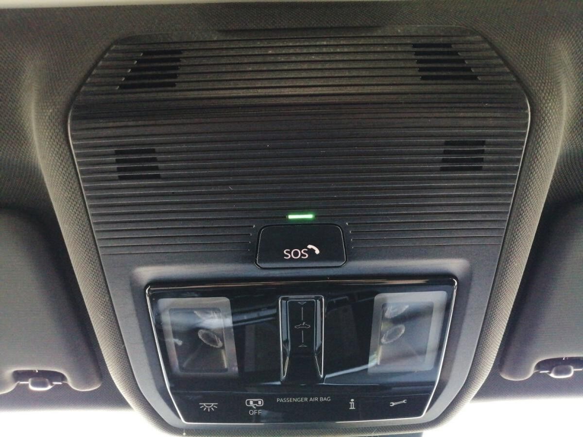 Volkswagen Golf VIII GTI 2.0 TSI / Matrix, ACC, Pano, AHK