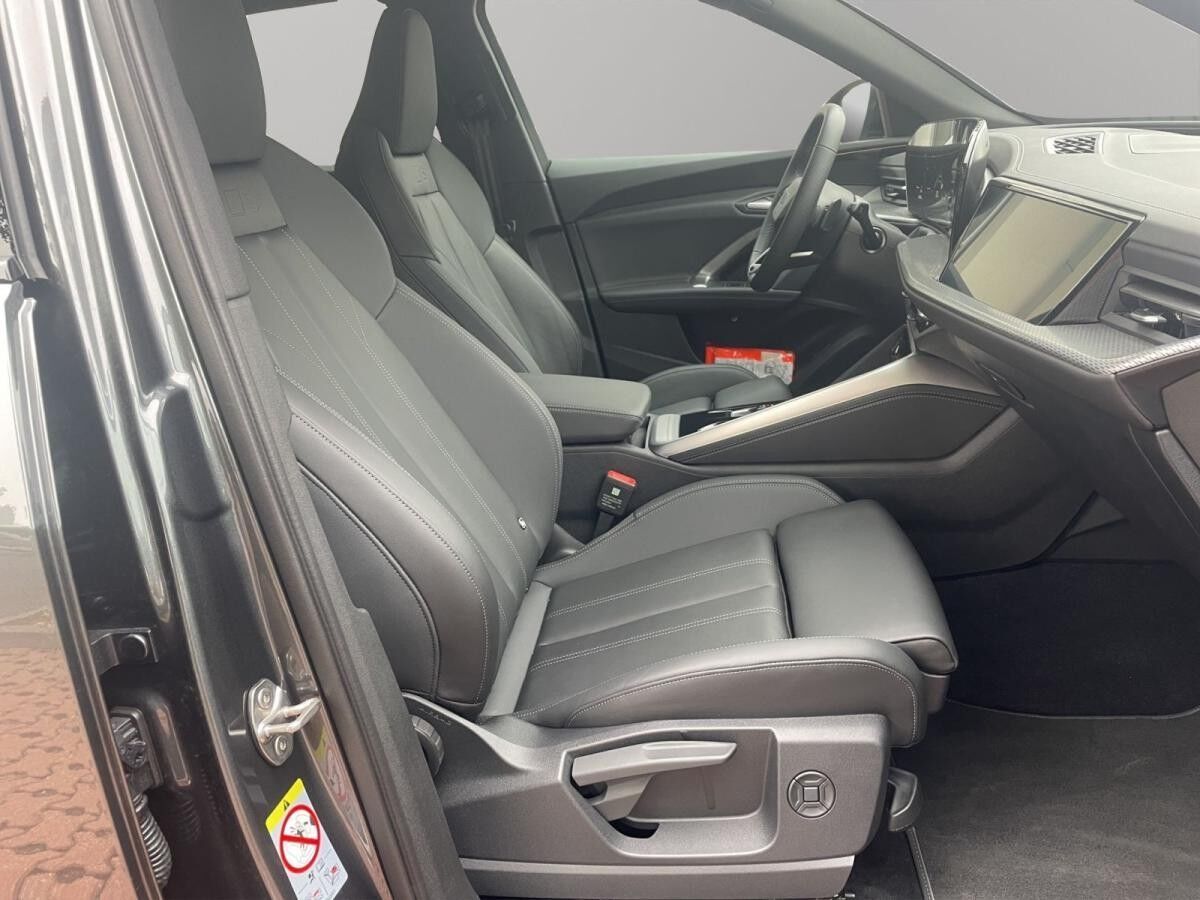 Audi Q5 TDI quattro LED Navi 360°Kam AHK 21" Audi Q5 TDI quattro LED Navi 360°Kam AHK 21"