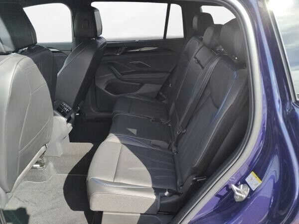 Volkswagen Tayron R-Line 1,5 l eHybrid DCC,Pano,Massagesitz
