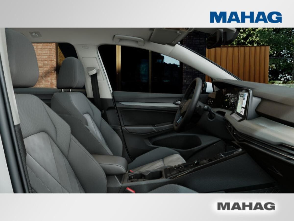 Volkswagen Golf VIII Variant 1.5 eTSI Style LED+Navi RearView AppConnect Alu18'Bergamo DSG
