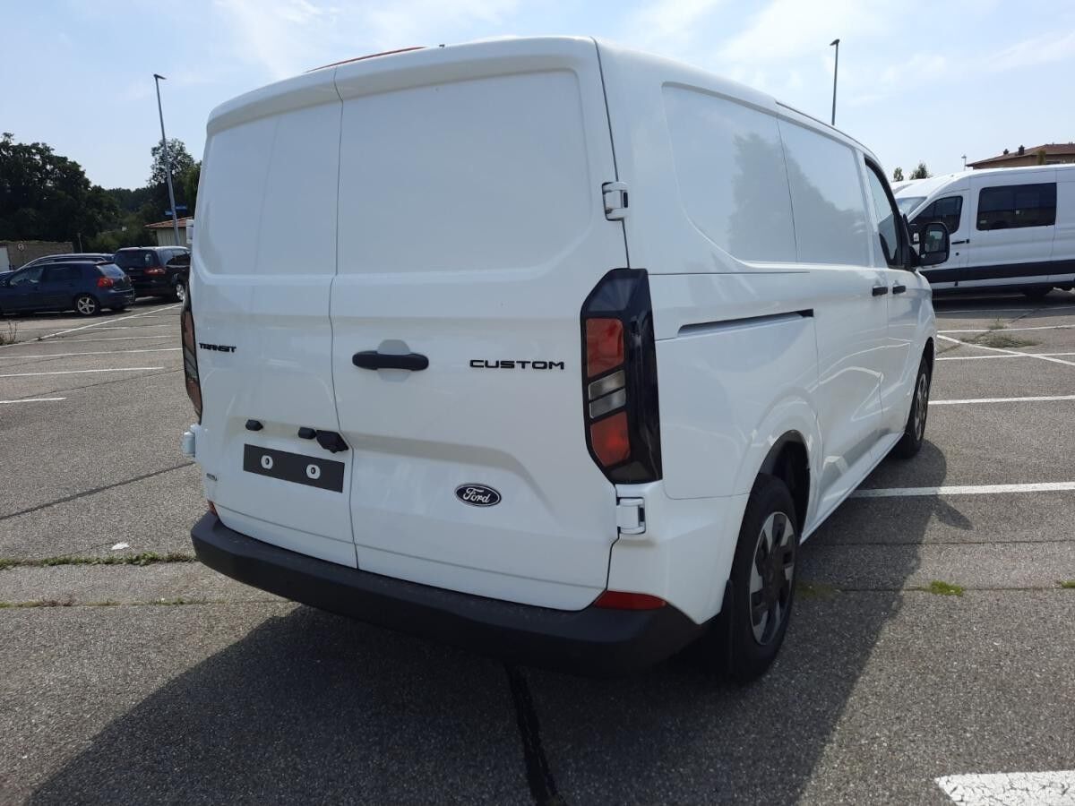 Ford Transit Custom 2.5l PHEV Kasten 320L1 Trend LED