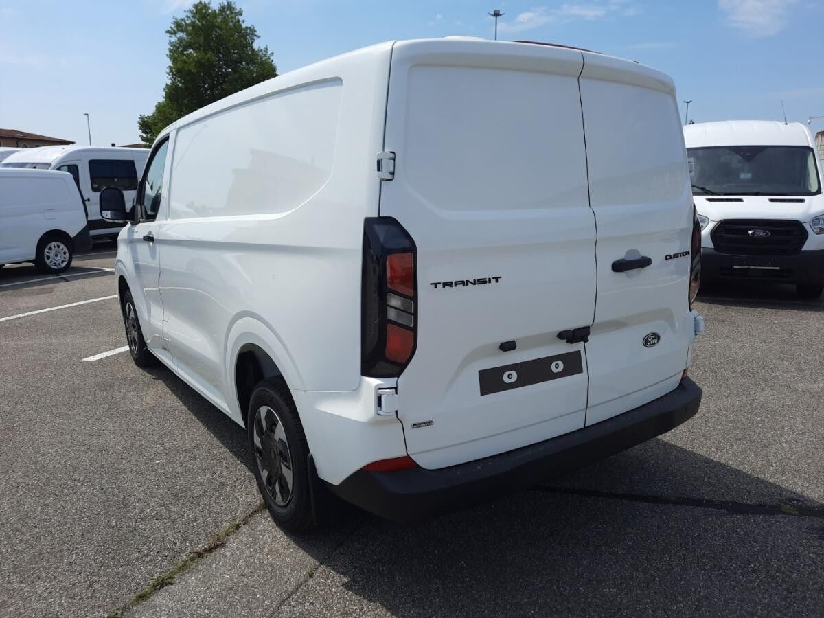 Ford Transit Custom 2.5l PHEV Kasten 320L1 Trend LED