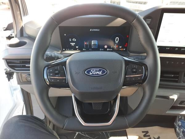 Ford Transit Custom 2.5l PHEV Kasten 320L1 Trend AHK