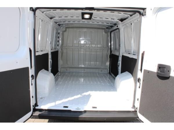 Opel Movano Cargo 3,3t L2H1 2.2 BlueHDi Techno Plus Paket
