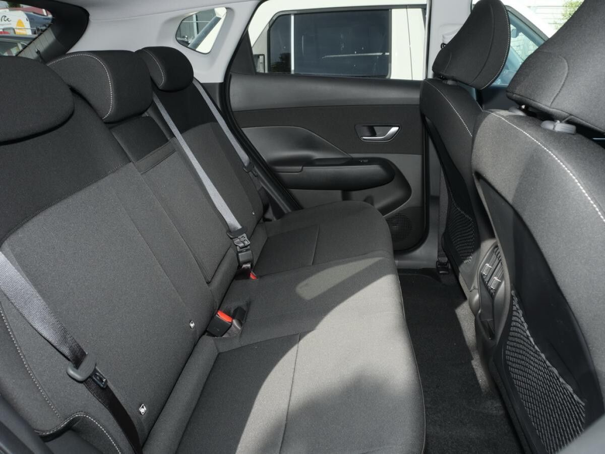 Hyundai KONA TREND NAVI LED CAM SHZ LHZ CARPLAY KLIMA