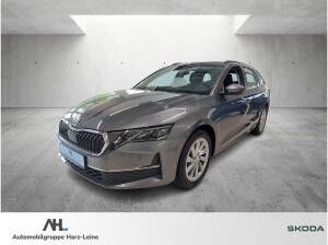 Skoda Octavia Combi 2.0 TDI Selection DSG LED HuD Navi 360° ACC Skoda Octavia Combi 2.0 TDI Selection DSG LED HuD Navi 360° ACC