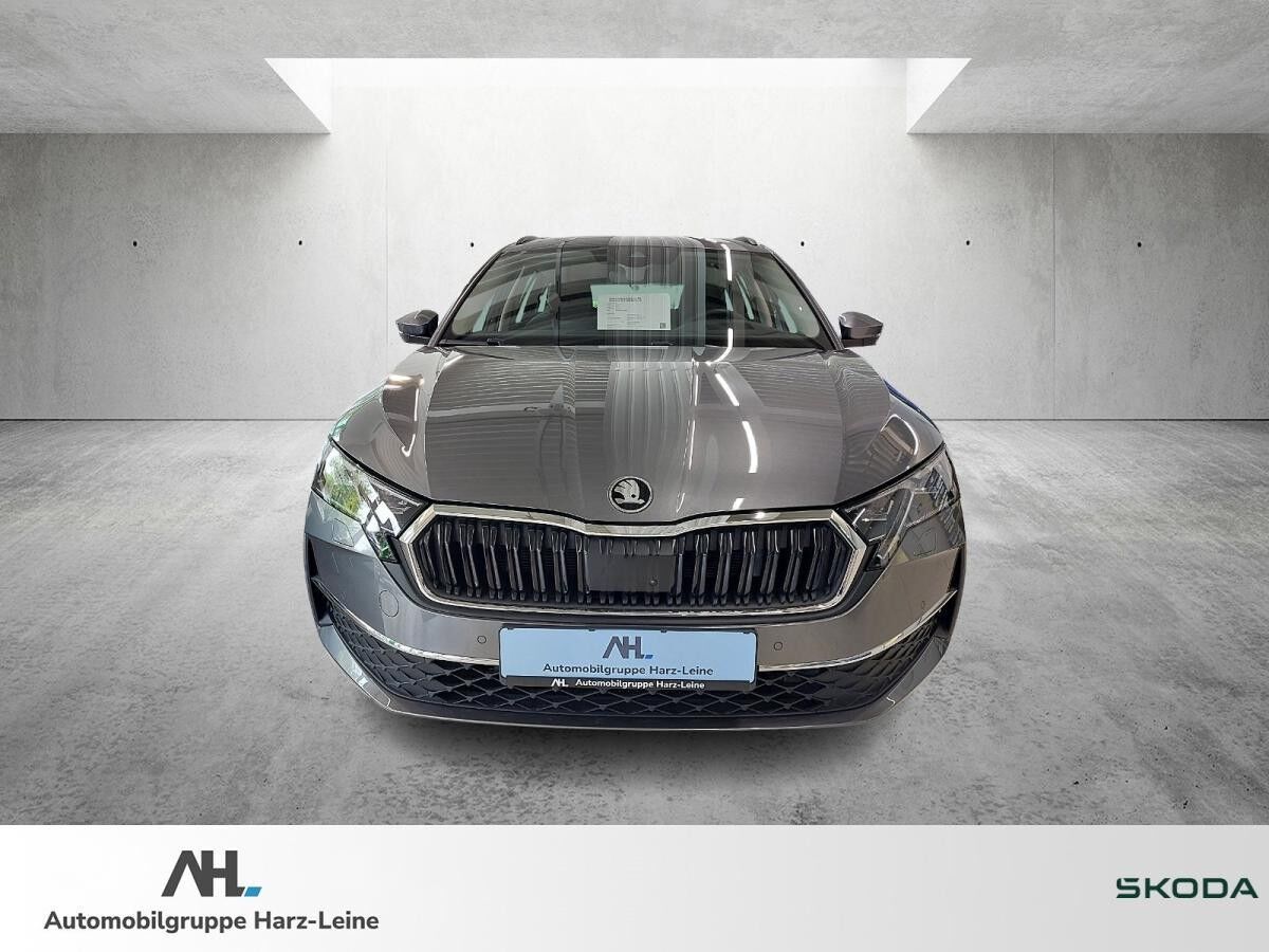 Skoda Octavia Combi 2.0 TDI Selection DSG LED HuD Navi 360° ACC