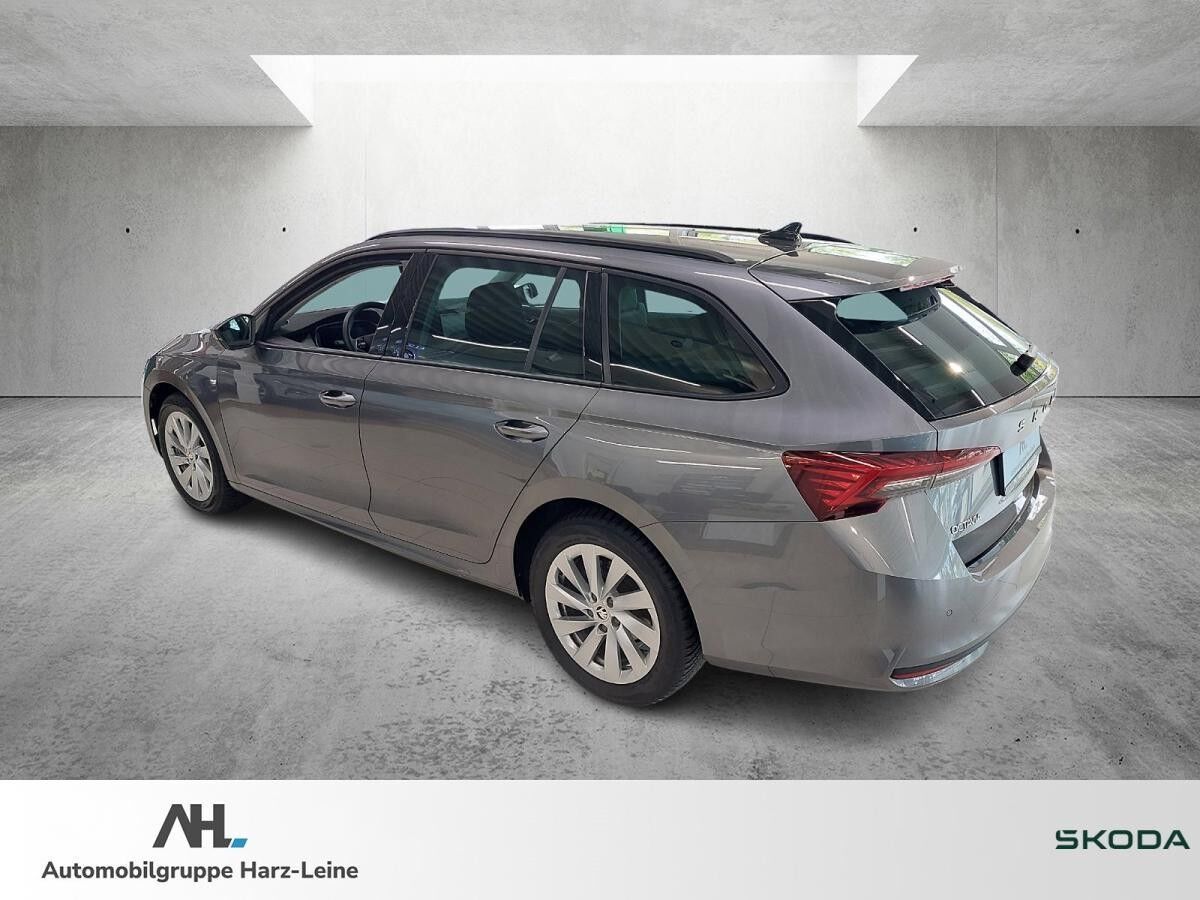 Skoda Octavia Combi 2.0 TDI Selection DSG LED HuD Navi 360° ACC