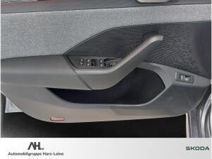 Skoda Octavia Combi 2.0 TDI Selection DSG LED HuD Navi 360° ACC Skoda Octavia Combi 2.0 TDI Selection DSG LED HuD Navi 360° ACC