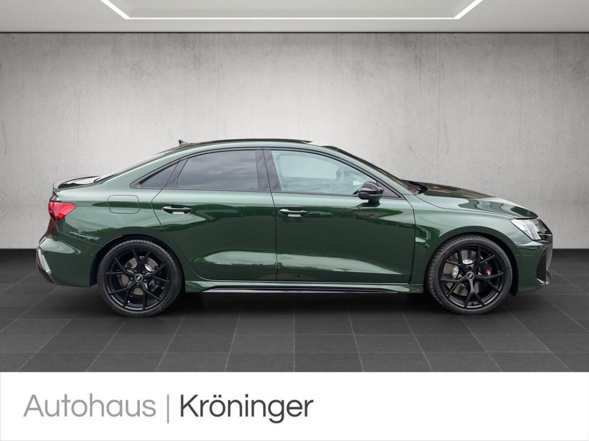 Audi RS3 RS 3 Limousine 2.5 TFSI quattro Navi Sonos Oak