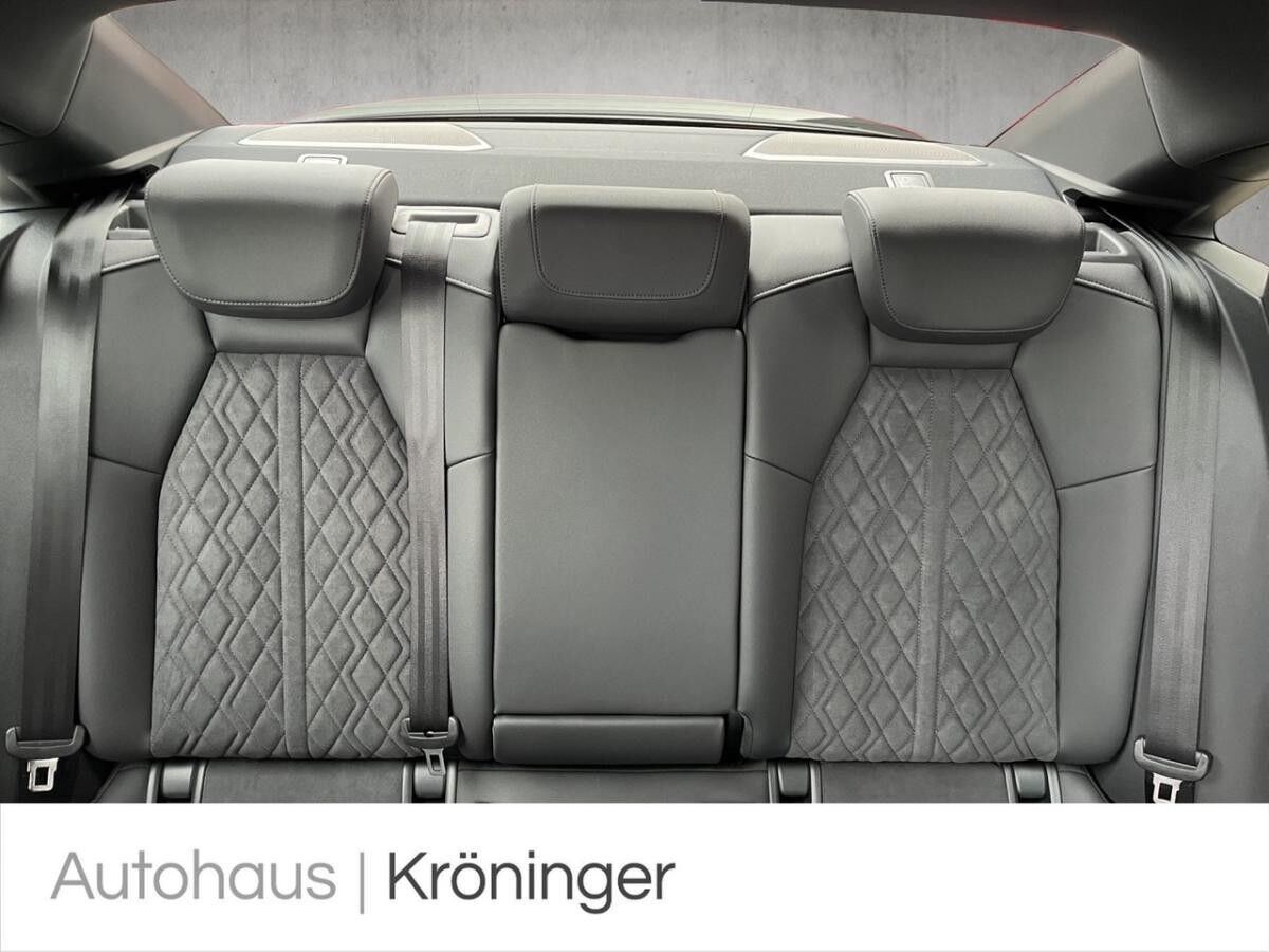 Audi RS3 RS 3 Limousine 2.5 TFSI quattro Navi Sonos Oak