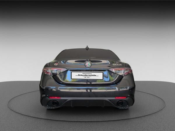 Alfa Romeo Giulia INTENSA 2.0 Turbo 206kW 280 PS AT8-Q4