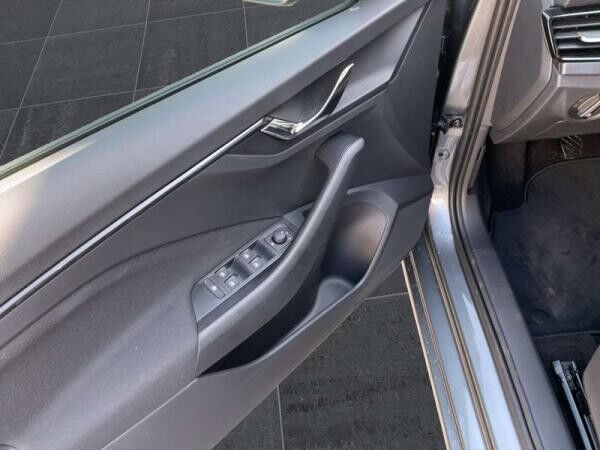 Skoda Scala ESSENCE Anhängerkupplung, Winterpaket