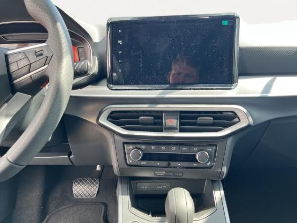Seat Arona FR Black Edition *Navi/LED
