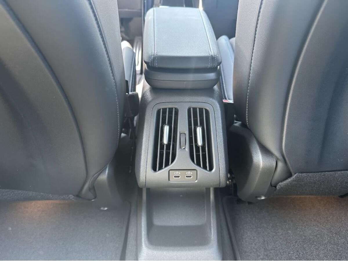 BMW iX2 eDrive20 M Sport || 19Z adapt.LED AHK