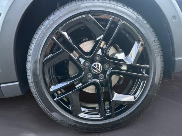 Volkswagen Taigo R-Line / AHK / RearView / BlackStyle / IQ.Drive / ⭐