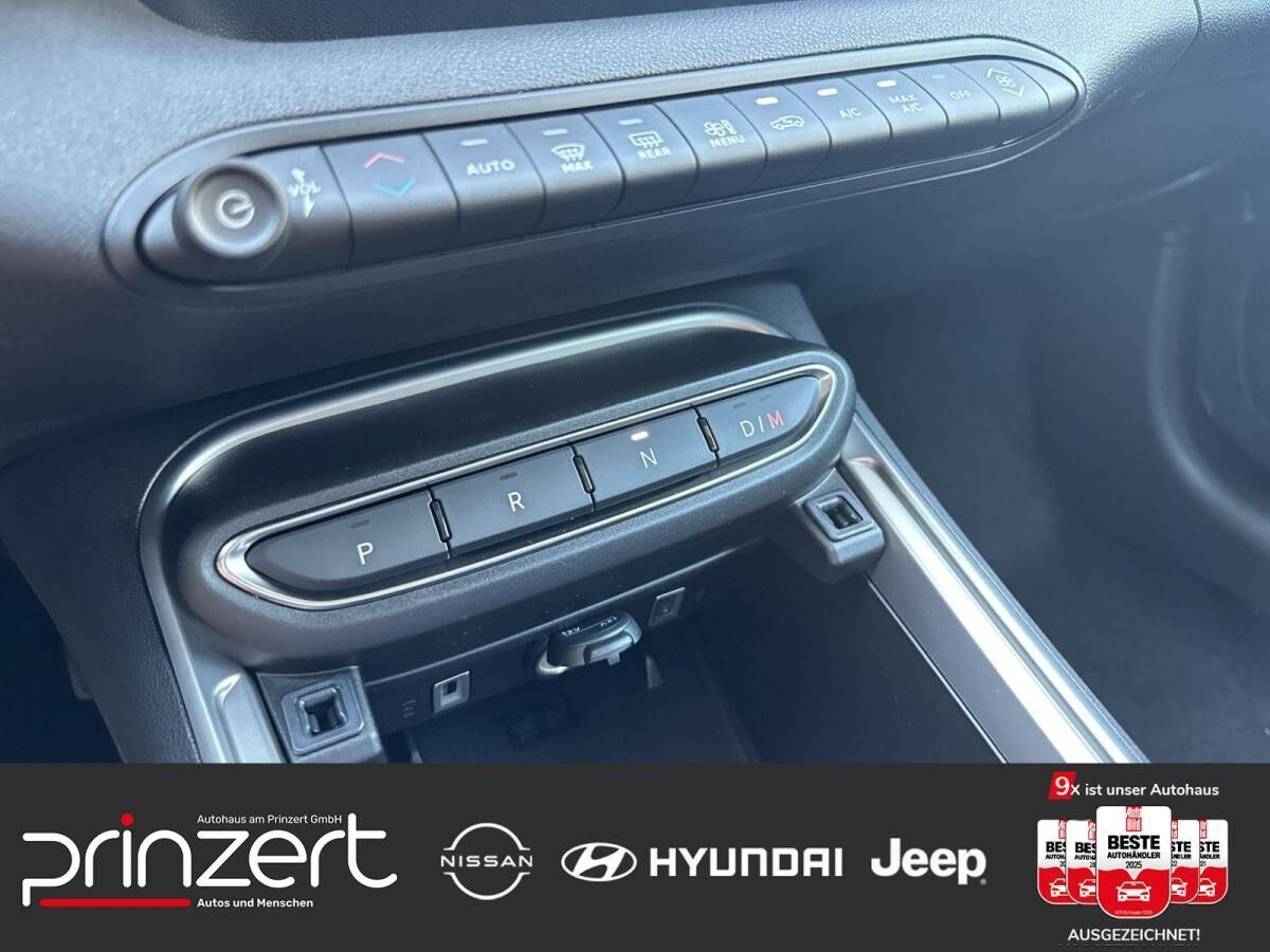 Jeep Avenger 1.2 e-hybrid "Summit" Infotainment-Paket