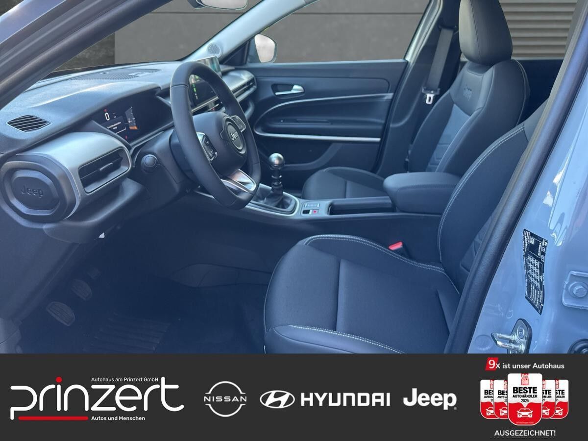 Jeep Avenger 1.2 Turbo "Summit" Infotainment-Paket