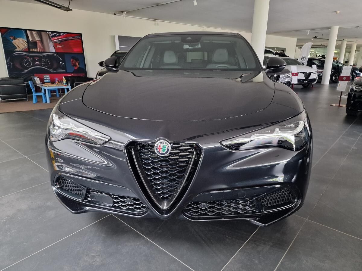 Alfa Romeo Stelvio Stelvio VELOCE 2.0 Turbo 16V 206kW (280 PS) AT8  - VOLLAUSSTATTUNG