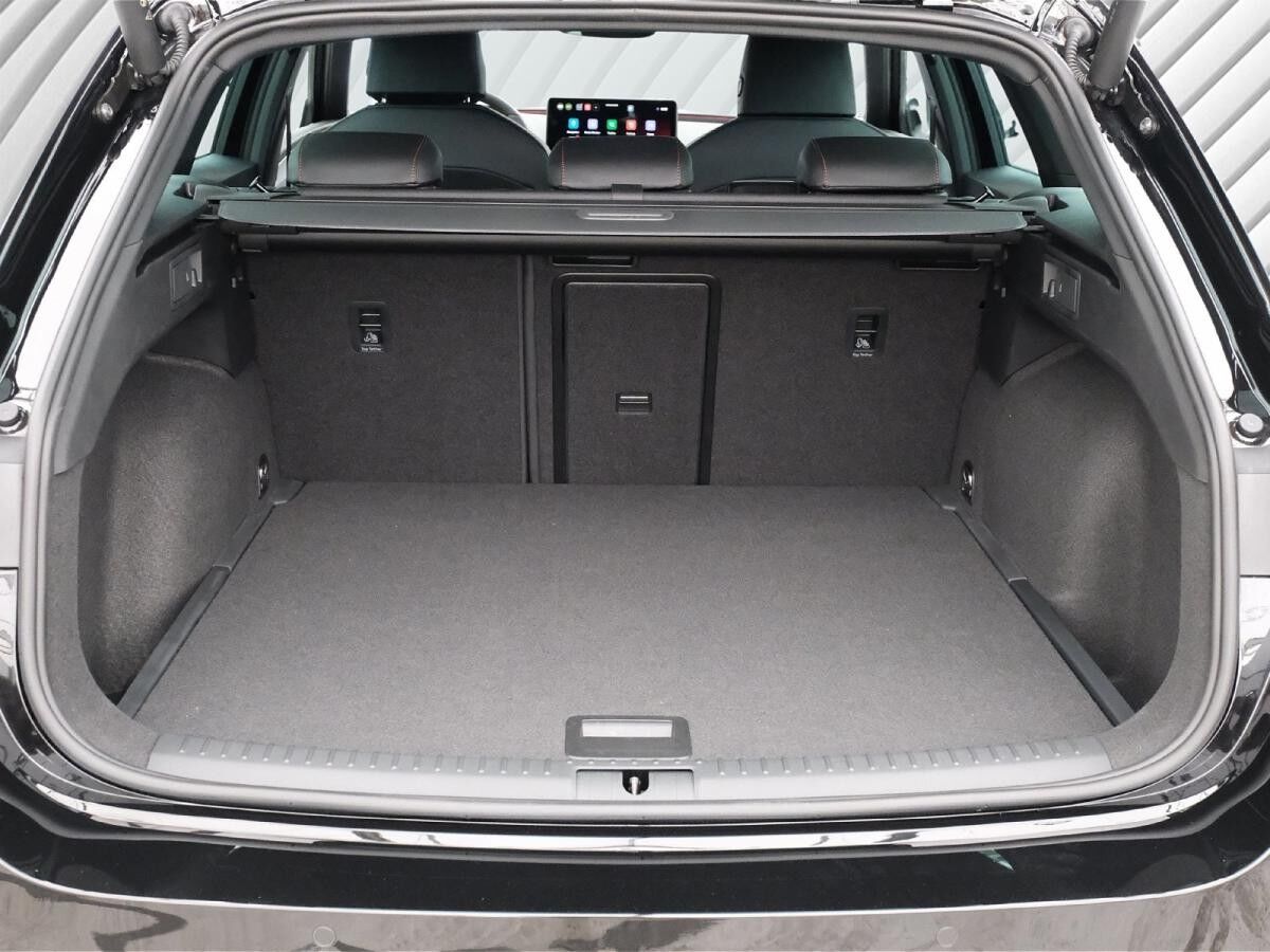 Seat Leon Sportstourer FR Black Edition 2.0 TDI 110 kW (150 PS) 7-Gang-DSG