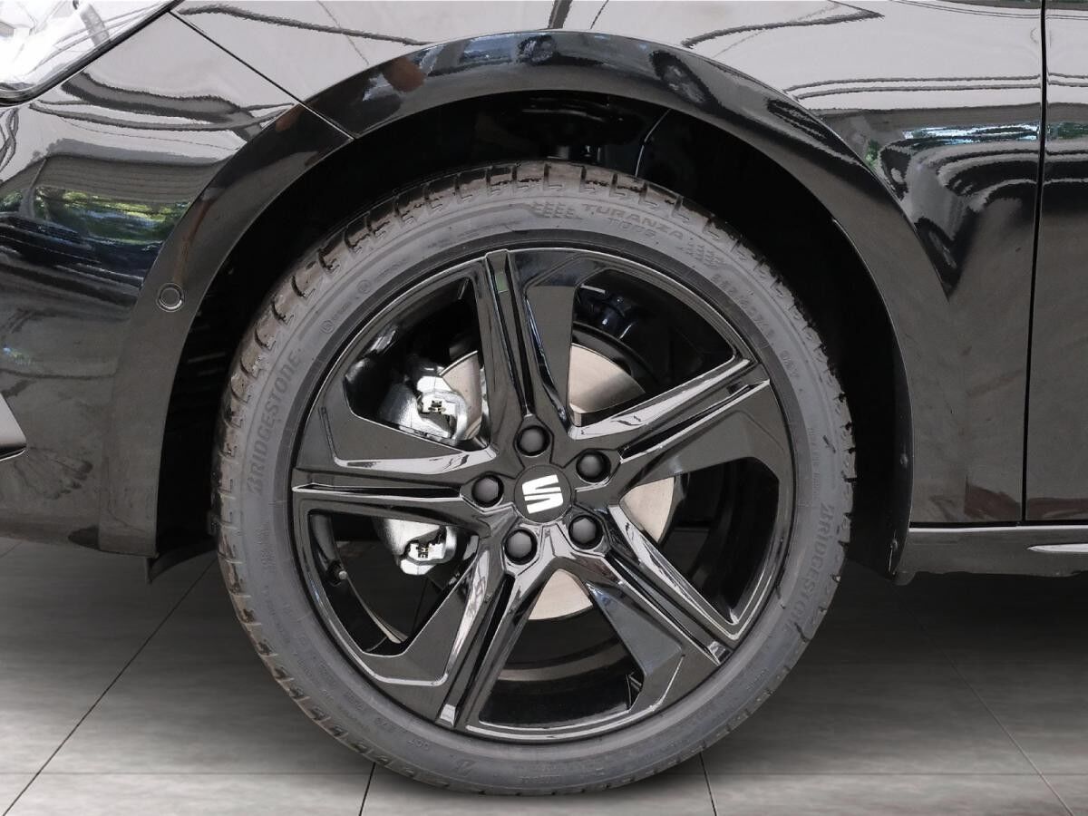 Seat Leon Sportstourer FR Black Edition 2.0 TDI 110 kW (150 PS) 7-Gang-DSG