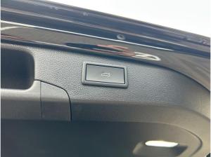 Skoda Superb Combi L&K 1,5 TSI iV DSG Panoramadach Leder AHK