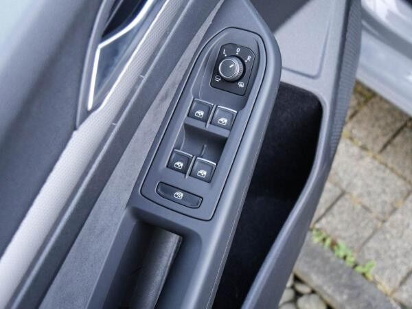Volkswagen Golf VIII Variant Style AHK Navi Kamera HeadUp