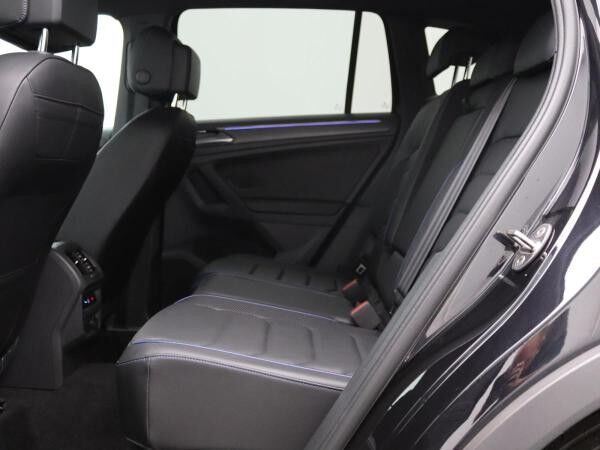 Volkswagen Tiguan R 2.0 TSI 4M DSG / IQ.Drive, Matrix, 360°