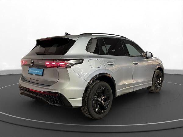 Volkswagen Tiguan 2.0 TDI 4M R-Line AHK Pano Matrix LM 19" ACC Navi