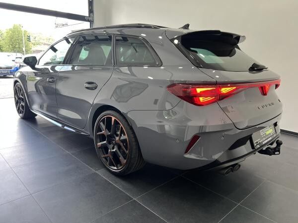 Cupra Leon 333PS ST Extreme |  AHK | Allrad | Pano | Sofort |