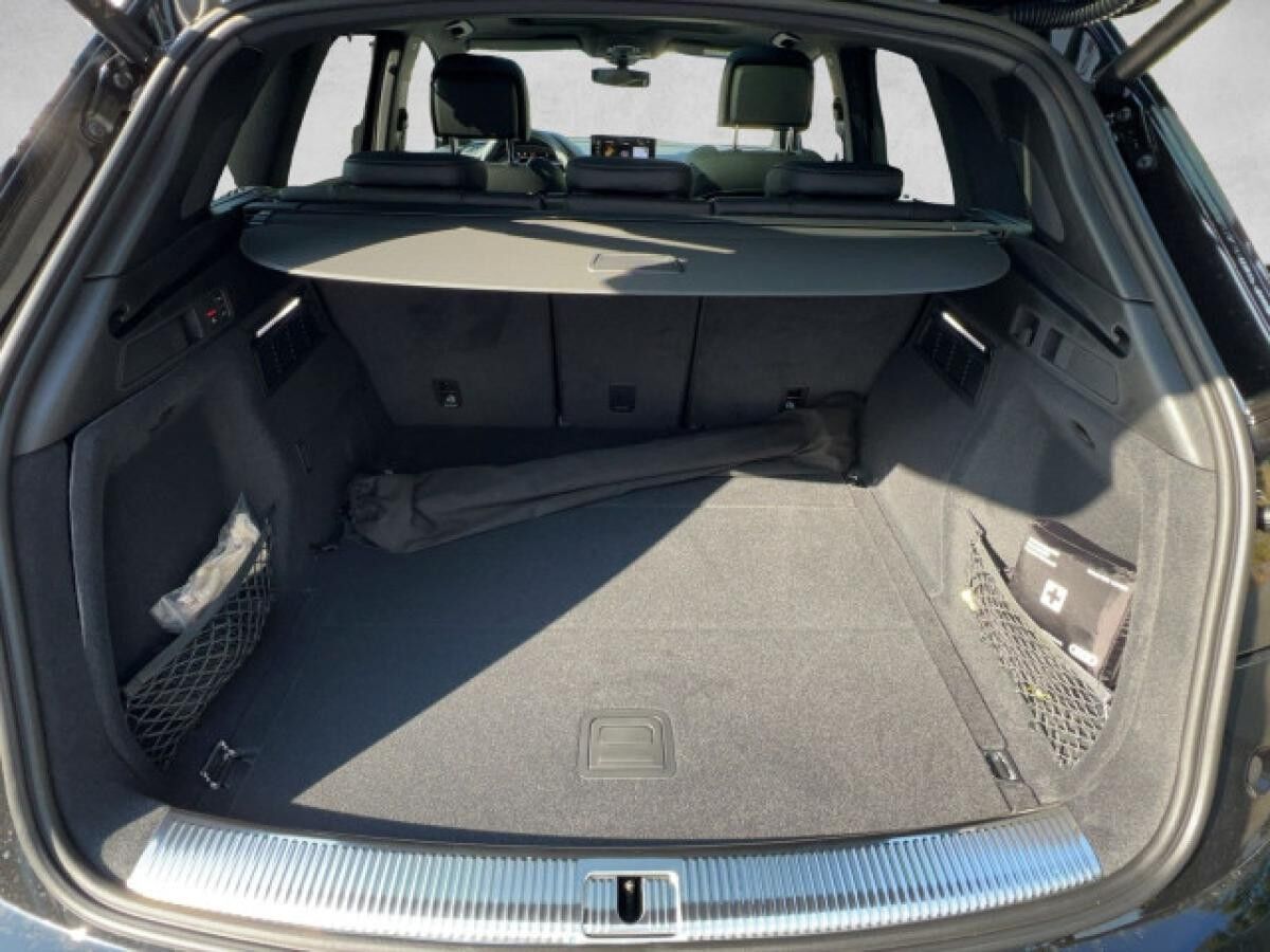 Audi SQ5 TDI tiptronic+AHK+HEAD-UP+PANO+B&O