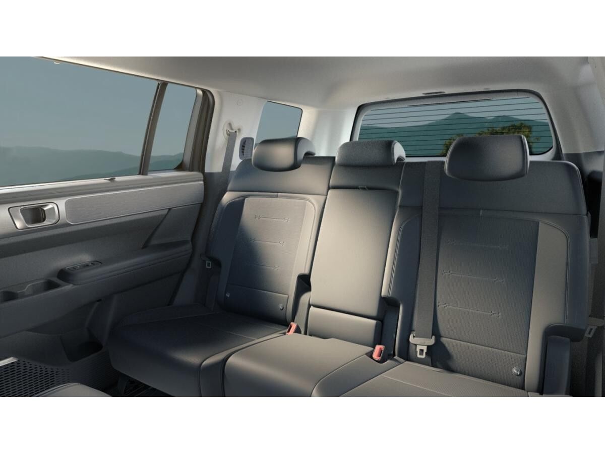 Hyundai SANTA FE INTRO 215PS Allrad 20 Zoll + 18 Zoll Winterräder (Sie sparen 2.900 €)