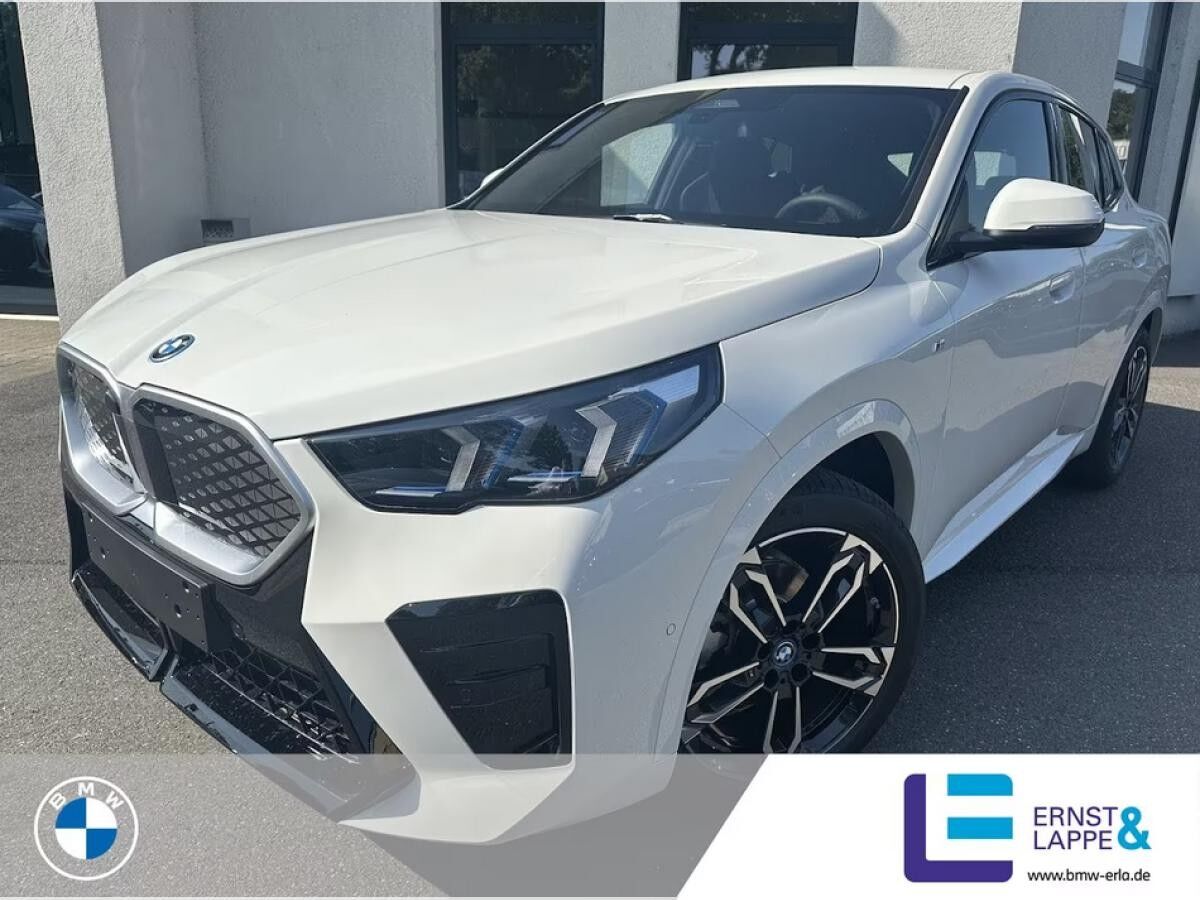 BMW iX2 eDrive20 M Sport || 19Z adapt.LED AHK