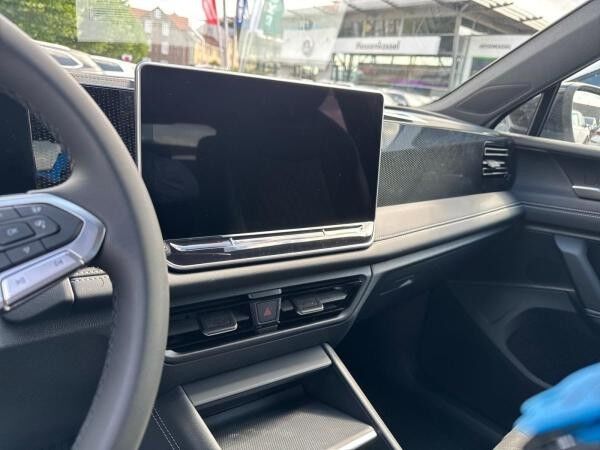 Volkswagen Tiguan GOAL 1,5l eTSI DSG*AHK*Keyless*Navi