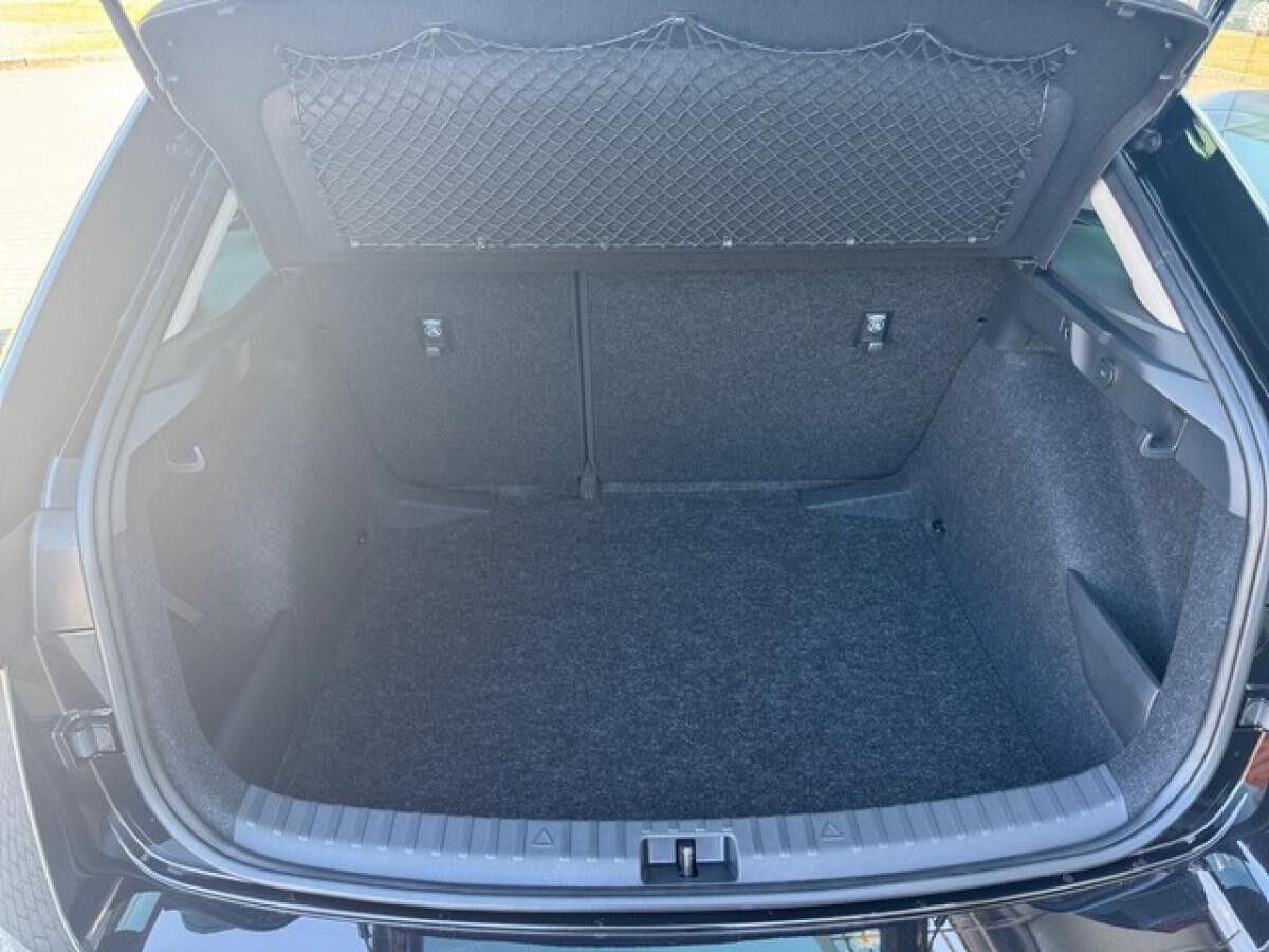 Skoda Scala 1.0 TSI DSG Tour +NAVI+ACC+GRA+SHZ+PDC+LED+