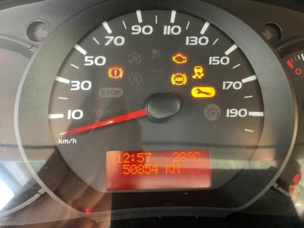 Renault Master 2,3 dCi 130, L3H1 Plane + Spriegel Allrad