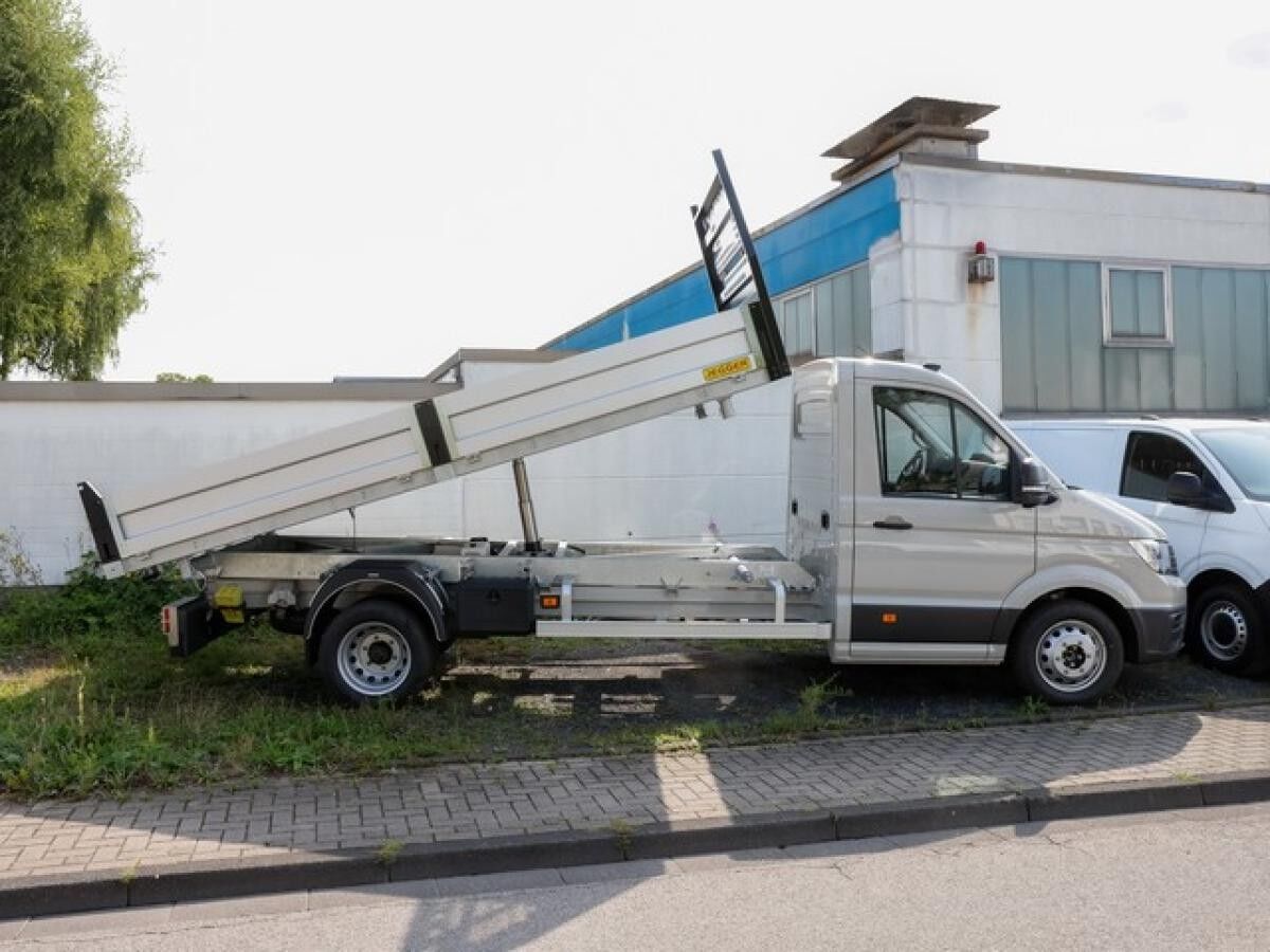 Volkswagen Crafter 3-Seiten-Kipper EK 50 lang RWD